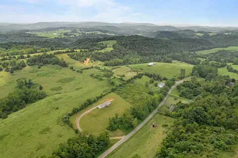 View/Area - 3636 Pine Run Rd, Draper, VA 24324 photo 4 of 10