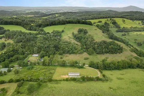 View/Area - 3636 Pine Run Rd, Draper, VA 24324 photo 6 of 10