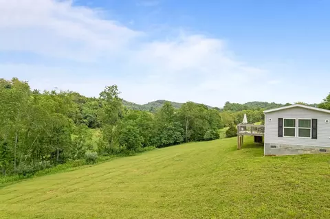 Exterior - 3636 Pine Run Rd, Draper, VA 24324 photo 5 of 7