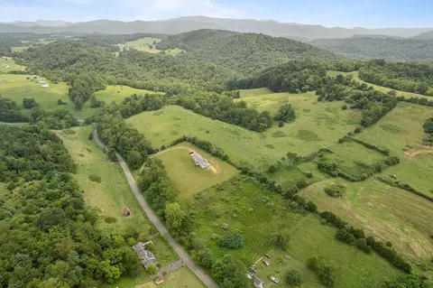 View/Area - 3636 Pine Run Rd, Draper, VA 24324 photo 10 of 10