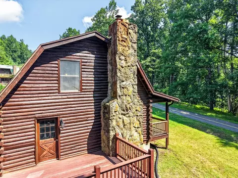 Exterior - 110 Meadow View Trl, Fancy Gap, VA 24328 photo 6 of 20