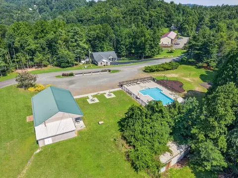 View/Area - 110 Meadow View Trl, Fancy Gap, VA 24328 photo 8 of 8