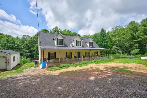 Exterior - 208 Bearclaw Ln, Max Meadows, VA 24360 photo 5 of 24