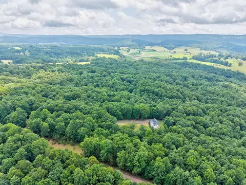 View/Area - 208 Bearclaw Ln, Max Meadows, VA 24360 photo 8 of 14