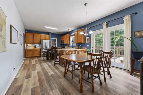 Dining - 208 Bearclaw Ln, Max Meadows, VA 24360 photo 2 of 2