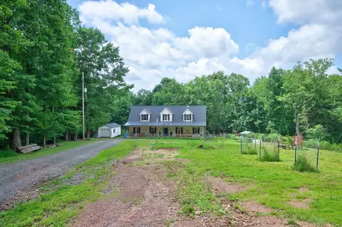 Exterior - 208 Bearclaw Ln, Max Meadows, VA 24360 photo 15 of 24