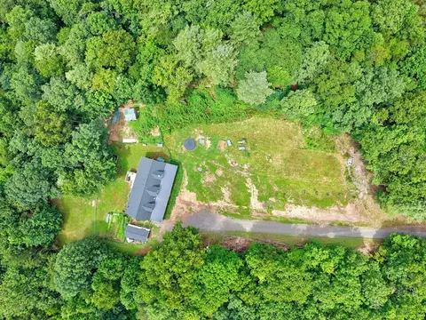 View/Area - 208 Bearclaw Ln, Max Meadows, VA 24360 photo 3 of 14