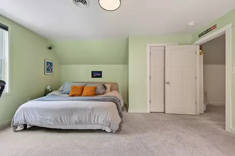 Bedroom - 208 Bearclaw Ln, Max Meadows, VA 24360 photo 12 of 13
