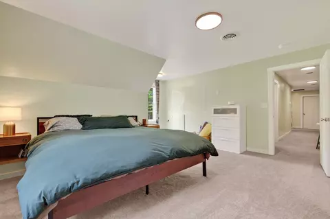 Bedroom - 208 Bearclaw Ln, Max Meadows, VA 24360 photo 8 of 13