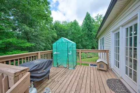 Exterior - 208 Bearclaw Ln, Max Meadows, VA 24360 photo 22 of 24