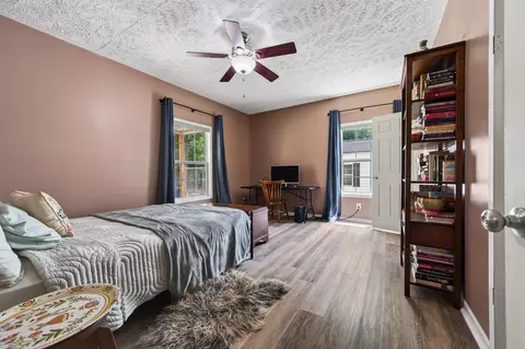 Bedroom - 208 Bearclaw Ln, Max Meadows, VA 24360 photo 4 of 13
