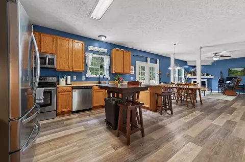 Kitchen - 208 Bearclaw Ln, Max Meadows, VA 24360 photo 1 of 3
