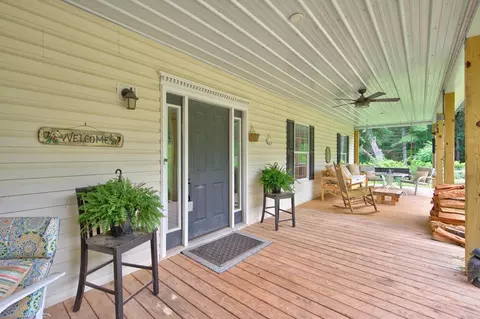 Exterior - 208 Bearclaw Ln, Max Meadows, VA 24360 photo 10 of 24