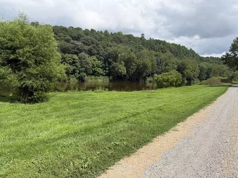 View/Area - 363 Shady River Dr, Ivanhoe, VA 24350 photo 7 of 11