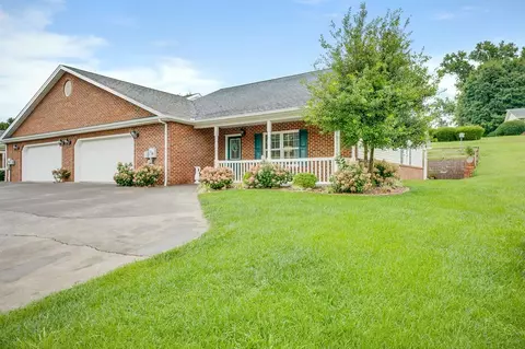 1544 E Main St, Lebanon, VA 24266