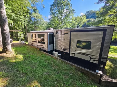 409 River Place Ln, Galax, VA 24333 photo 9