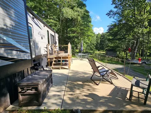 409 River Place Ln, Galax, VA 24333 photo 10