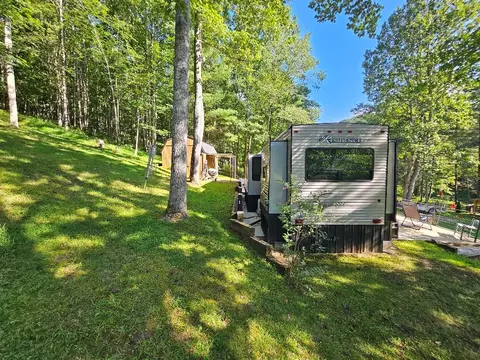 409 River Place Ln, Galax, VA 24333 photo 12