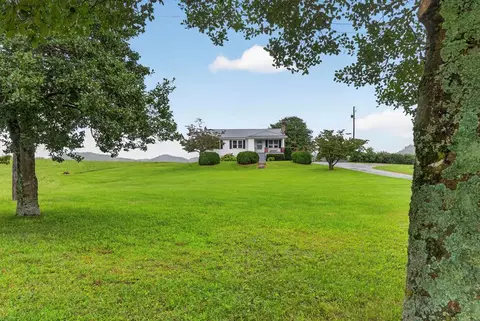 Exterior - 28107 Minton Ln, Abingdon, VA 24211 photo 3 of 4