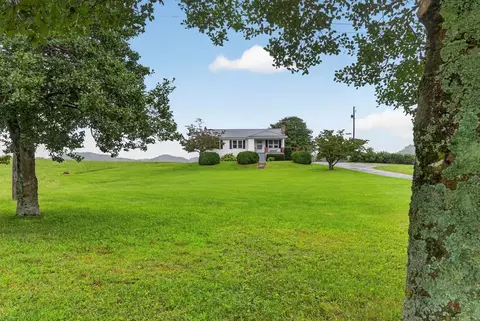 Exterior - 28107 Minton Ln, Abingdon, VA 24211 photo 4 of 4