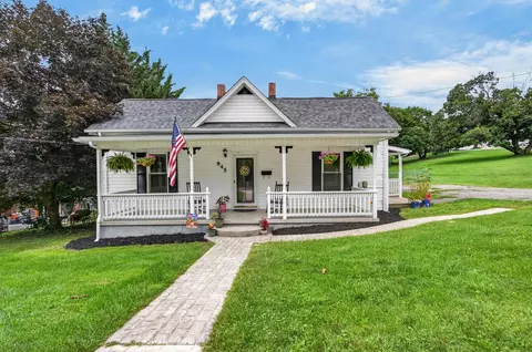 945 Tazewell St, Wytheville, VA 24382