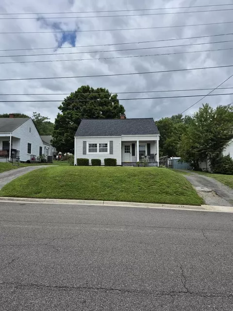560 W Spiller St, Wytheville, VA 24382