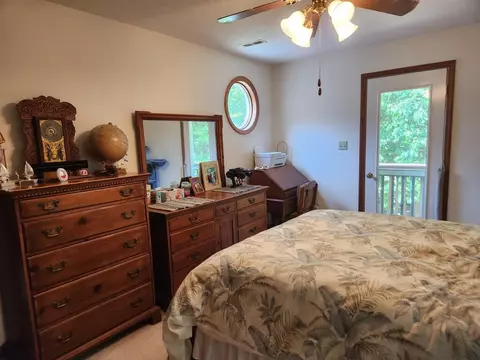 Bedroom - 381 Creek Valley Rd, Stuart, VA 24171 photo 3 of 4