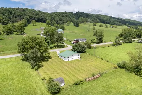 View/Area - 9656 E Blue Grass Trl, Bland, VA 24315 photo 9 of 12