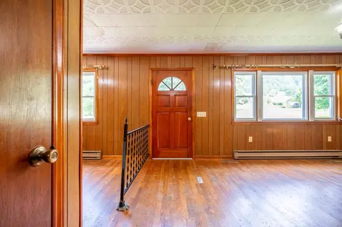 Entry Way - 9656 E Blue Grass Trl, Bland, VA 24315 photo 1 of 2