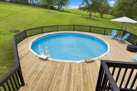 Exterior - 206 Locust Hill Rd, Max Meadows, VA 24360 photo 10 of 27