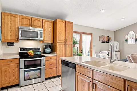 Kitchen - 206 Locust Hill Rd, Max Meadows, VA 24360 photo 3 of 5