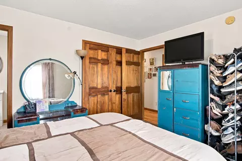 Bedroom - 206 Locust Hill Rd, Max Meadows, VA 24360 photo 7 of 9
