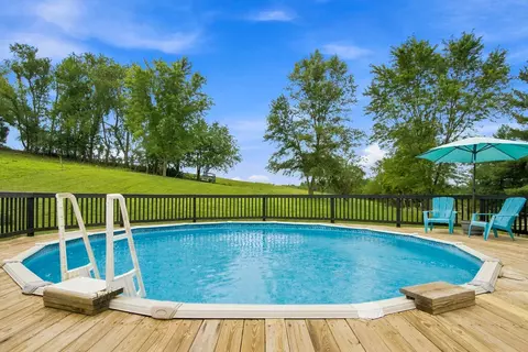 Exterior - 206 Locust Hill Rd, Max Meadows, VA 24360 photo 12 of 27