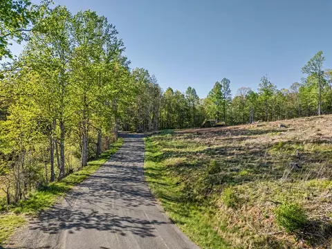811 Easy Dr NW, Willis, VA 24380 photo 33