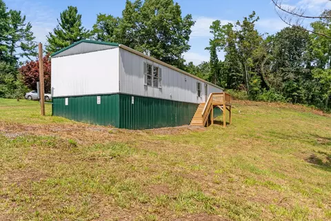 2219 Monorat Rd, Woodlawn, VA 24381