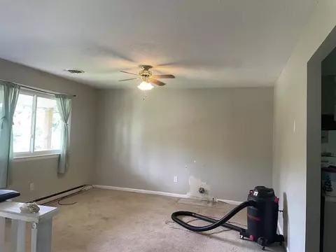 145 Calloway St, Galax, VA 24333 photo 4