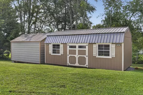 Exterior - 15410 Double C Dr, Meadowview, VA 24361 photo 10 of 12