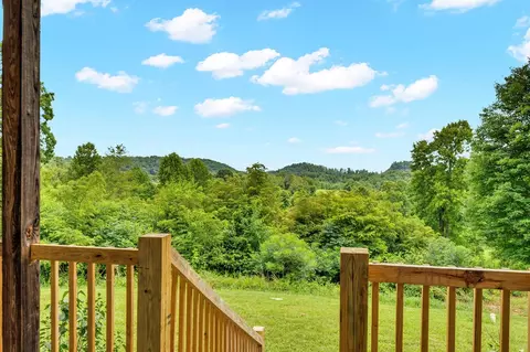 Exterior - 23767 Archery Range Rd, Bristol, VA 24202 photo 4 of 10