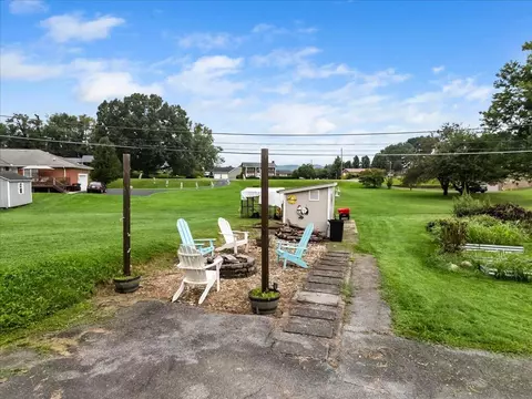 Exterior - 620 Stagecoach Rd, Glade Spring, VA 24340 photo 12 of 19