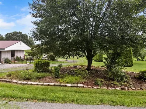 Exterior - 620 Stagecoach Rd, Glade Spring, VA 24340 photo 19 of 19