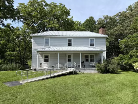 8211 Squirrel Spur Rd, Meadows Of Dan, VA 24120