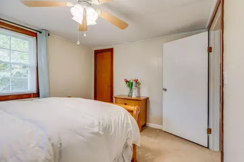 Bedroom - 9729 Sandlick Rd, Bee, VA 24217 photo 3 of 10