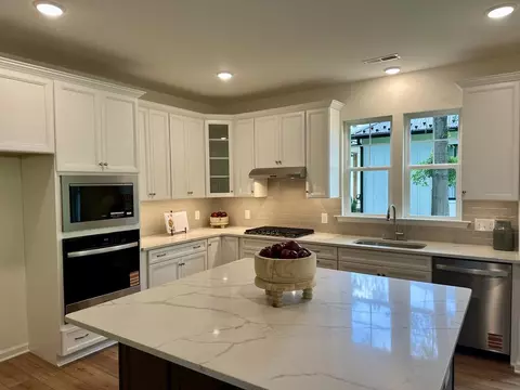 Kitchen - 343 Whites Mill Rd, Abingdon, VA 24210 photo 2 of 7