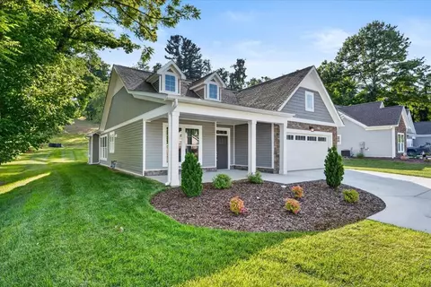 Exterior - 343 Whites Mill Rd, Abingdon, VA 24210 photo 2 of 12
