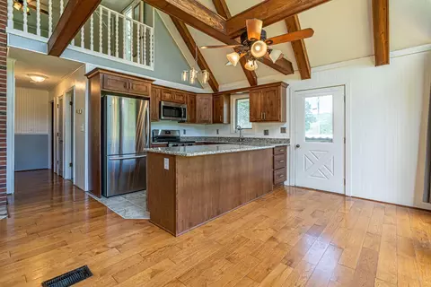 Kitchen - 28271 Robindale Rd, Meadowview, VA 24361 photo 1 of 7