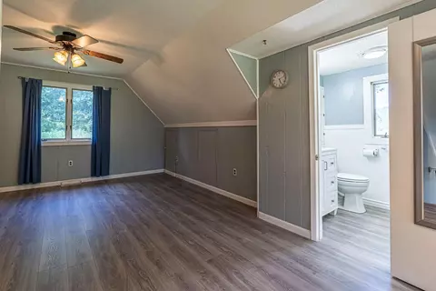 Bedroom - 28271 Robindale Rd, Meadowview, VA 24361 photo 9 of 11