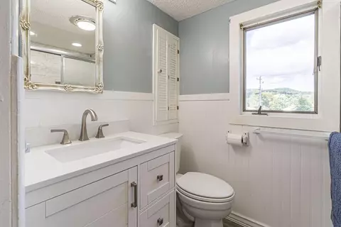 Bath - 28271 Robindale Rd, Meadowview, VA 24361 photo 4 of 4