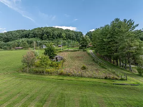 Exterior - 28271 Robindale Rd, Meadowview, VA 24361 photo 11 of 11