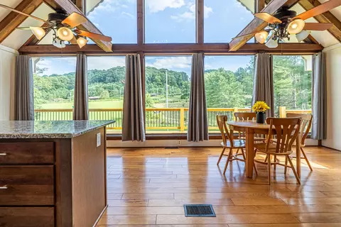 Dining - 28271 Robindale Rd, Meadowview, VA 24361 photo 5 of 5