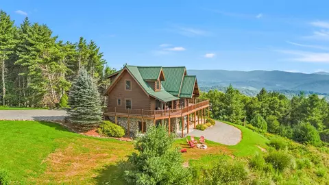 291 Old Leaguer Ln, Mouth Of Wilson, VA 24363
